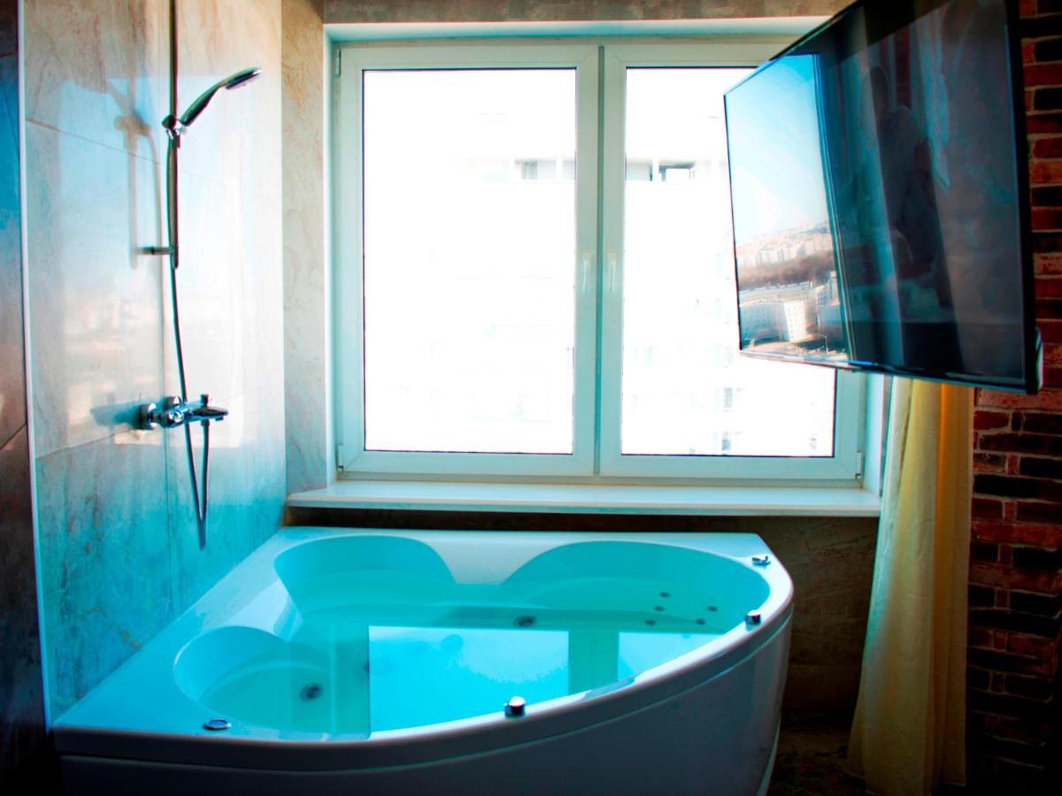 Jacuzzi New Loft Apartcomplex Kaskad, Минск - Центр Города Minsk Ngoại thất bức ảnh